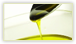 L’huile d’olive est le jus de fruit de l’olive, un fruit très amer. Naturellement, l’olive transmettra à l’huile d’olive cette caractéristique.